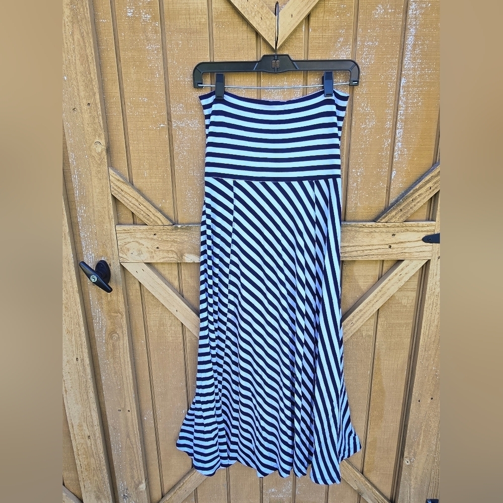 GAP Striped Maxi Skirt Black White S Fold Over Waist Stretchy Beach Vacation